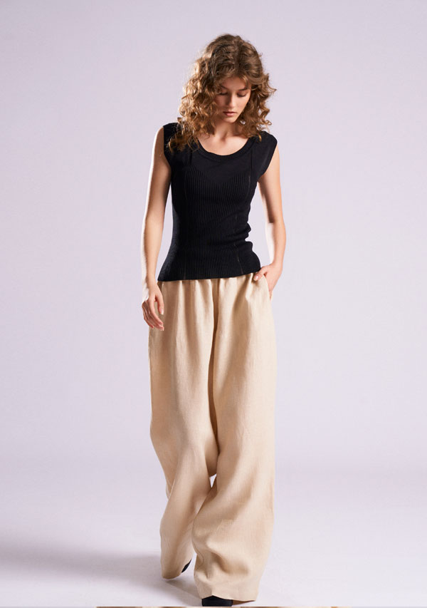 майка чёрная трикотажная женская приталенная